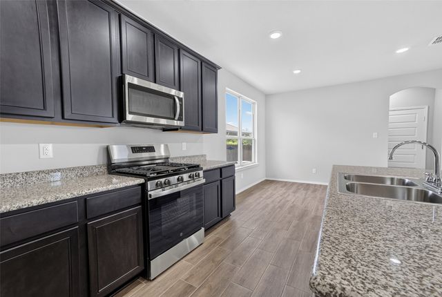 2800 Brittlebush Drive, Fort Worth, TX 76108