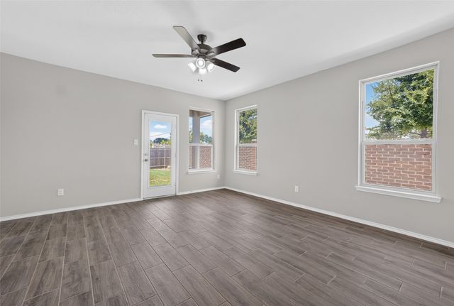 2800 Brittlebush Drive, Fort Worth, TX 76108