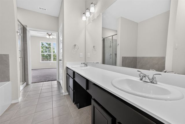 2800 Brittlebush Drive, Fort Worth, TX 76108