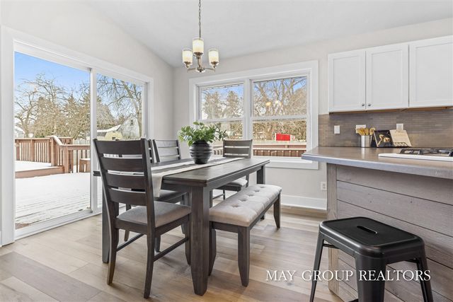 2851 Dean Lake Avenue, Grand Rapids, MI 49505