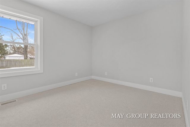 2851 Dean Lake Avenue, Grand Rapids, MI 49505