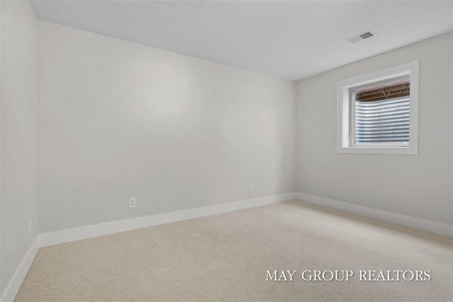 2851 Dean Lake Avenue, Grand Rapids, MI 49505