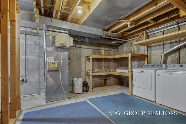 2851 Dean Lake Avenue, Grand Rapids, MI 49505