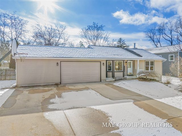2851 Dean Lake Avenue, Grand Rapids, MI 49505