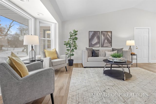 2851 Dean Lake Avenue, Grand Rapids, MI 49505