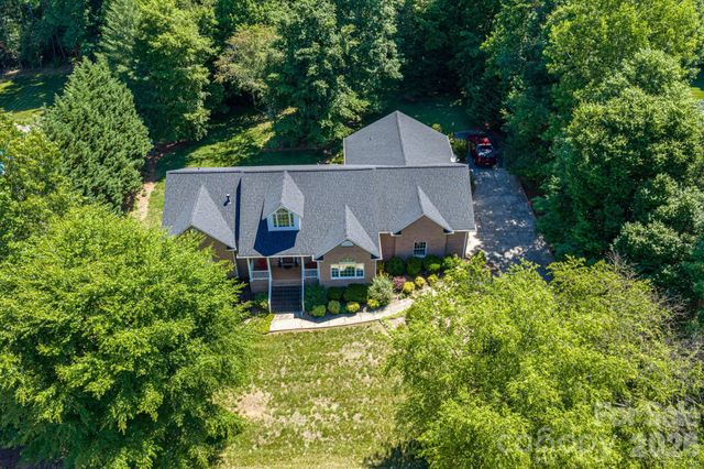 170 Windsor Drive, Taylorsville, NC 28681