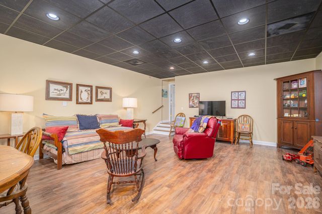 170 Windsor Drive, Taylorsville, NC 28681