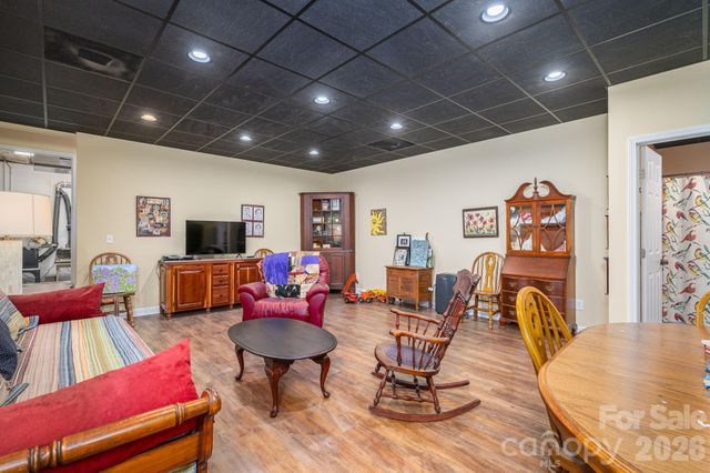 170 Windsor Drive, Taylorsville, NC 28681