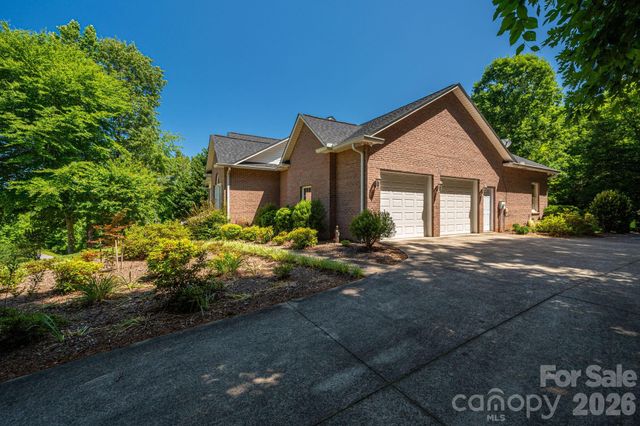 170 Windsor Drive, Taylorsville, NC 28681