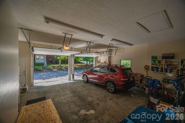 170 Windsor Drive, Taylorsville, NC 28681