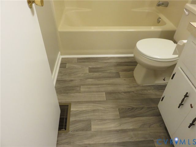 222 N New Ave, Henrico, VA 23075