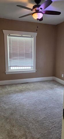 2214 N Fay Avenue, Springfield, MO 65803