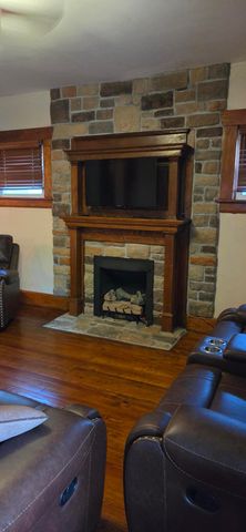 2214 N Fay Avenue, Springfield, MO 65803