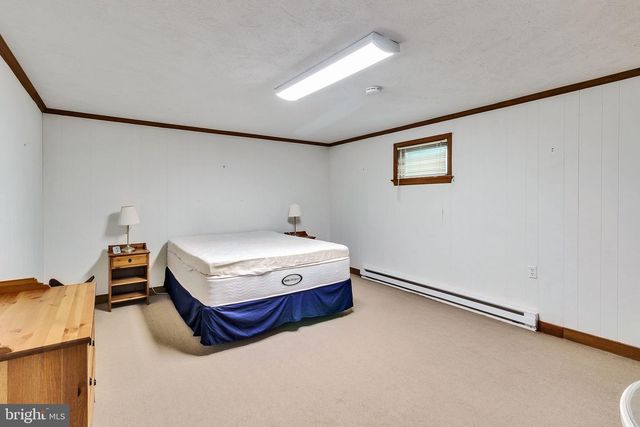 142 BRIDGE LN, Reedville, VA 22539