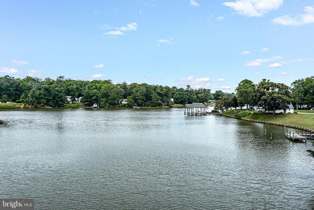 142 BRIDGE LN, Reedville, VA 22539