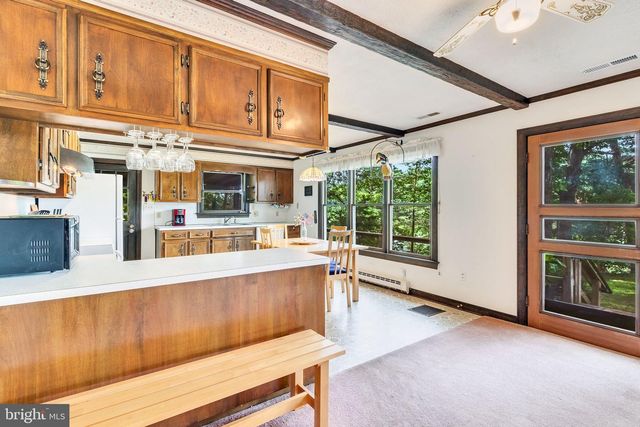 142 BRIDGE LN, Reedville, VA 22539