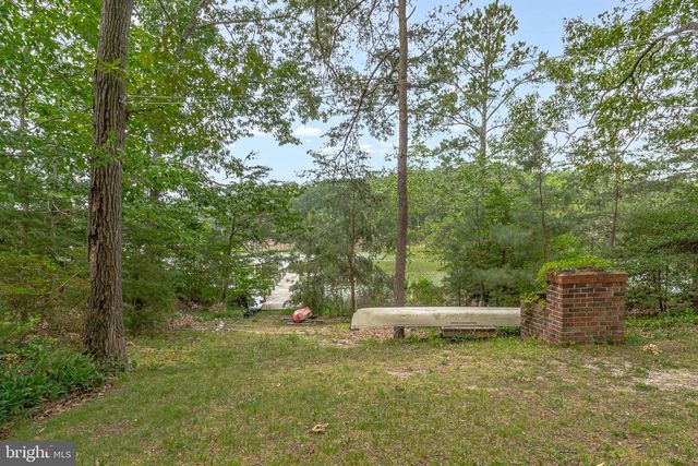 142 BRIDGE LN, Reedville, VA 22539