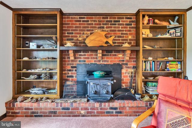 142 BRIDGE LN, Reedville, VA 22539