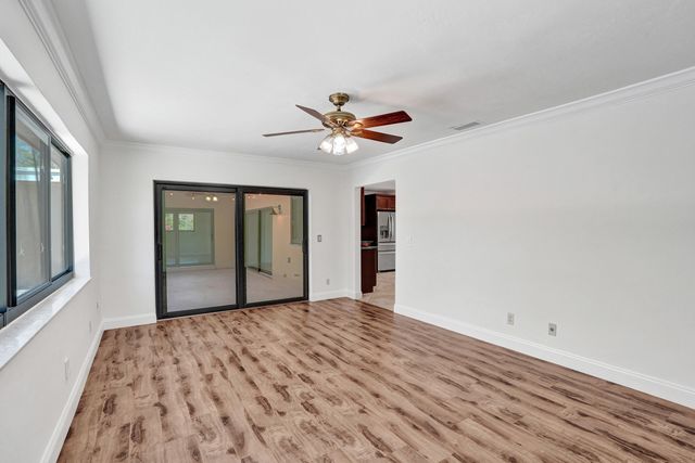 11927 SW 57th Court, Cooper City, FL 33330