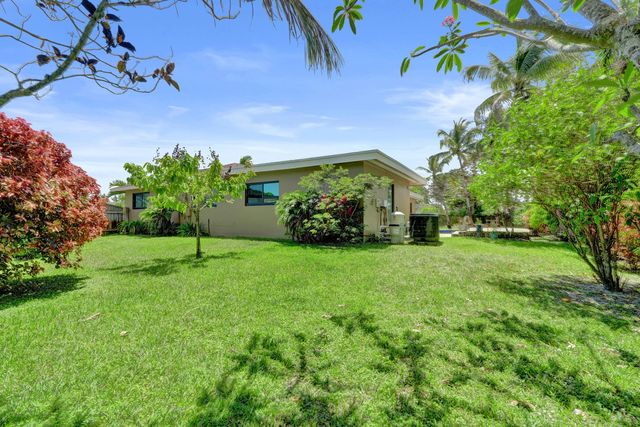 11927 SW 57th Court, Cooper City, FL 33330