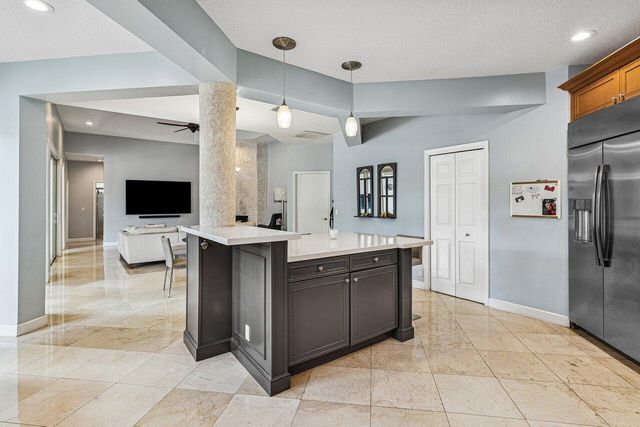 2450 NW 41st Street, Boca Raton, FL 33431