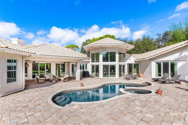 2450 NW 41st Street, Boca Raton, FL 33431