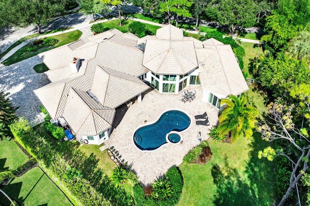 2450 NW 41st Street, Boca Raton, FL 33431