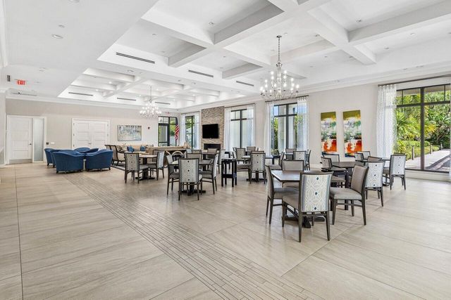 2450 NW 41st Street, Boca Raton, FL 33431