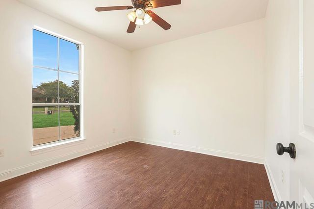 14084 Deep Creek Dr, Gonzales, LA 70737