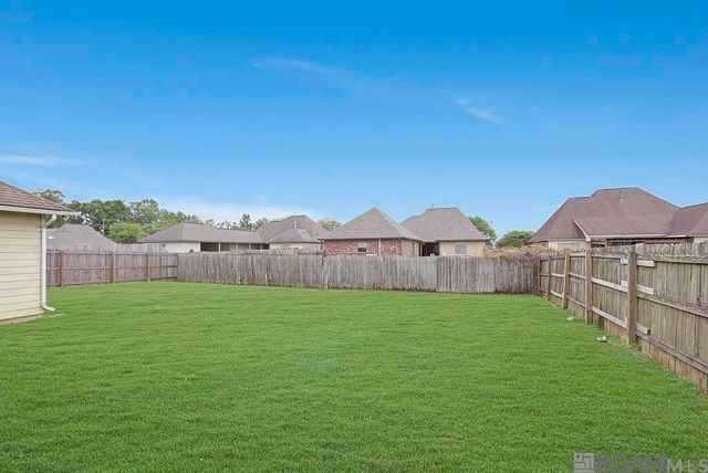 14084 Deep Creek Dr, Gonzales, LA 70737