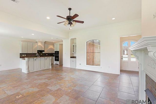 14084 Deep Creek Dr, Gonzales, LA 70737