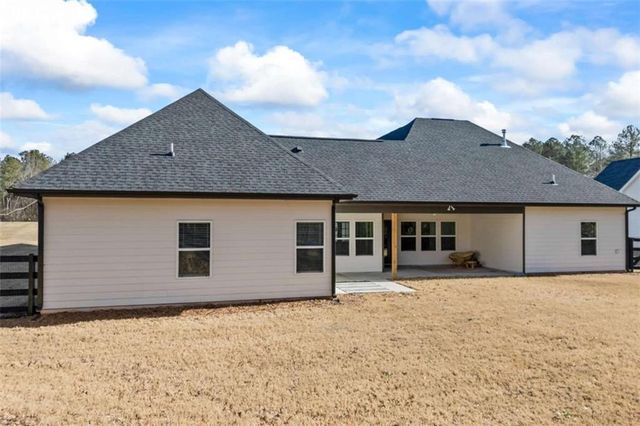 152 White Oak Way, Monroe, GA 30655