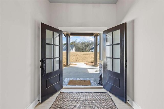 152 White Oak Way, Monroe, GA 30655