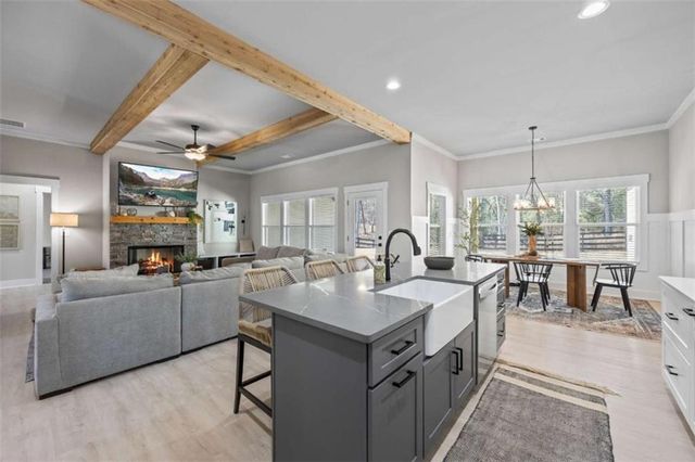 152 White Oak Way, Monroe, GA 30655