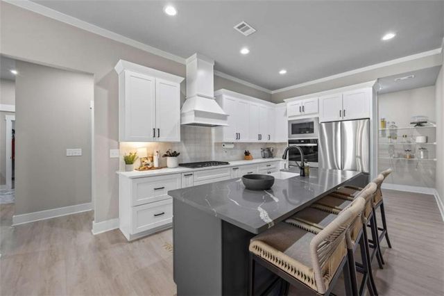 152 White Oak Way, Monroe, GA 30655