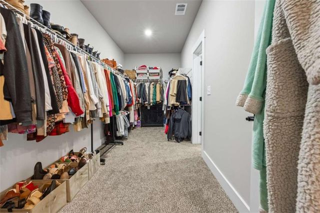 152 White Oak Way, Monroe, GA 30655