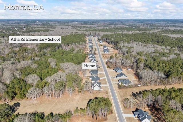 152 White Oak Way, Monroe, GA 30655