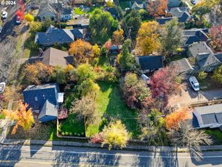 418 W 18th Ave, Eugene, OR 97401
