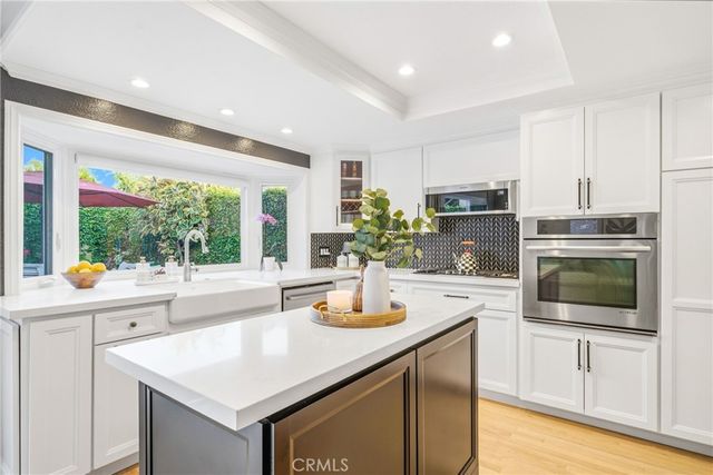 2809 S Diamond Street, Santa Ana, CA 92704