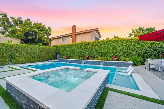2809 S Diamond Street, Santa Ana, CA 92704