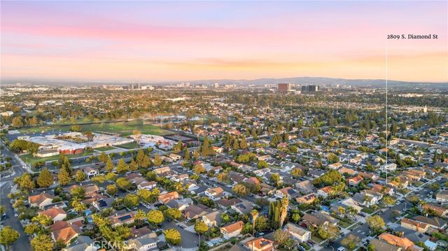 2809 S Diamond Street, Santa Ana, CA 92704