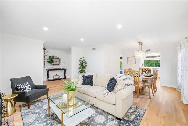 2809 S Diamond Street, Santa Ana, CA 92704