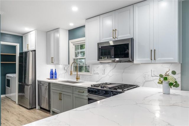 2019 Ellwyn Drive, Atlanta, GA 30341