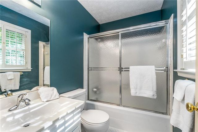 2019 Ellwyn Drive, Atlanta, GA 30341