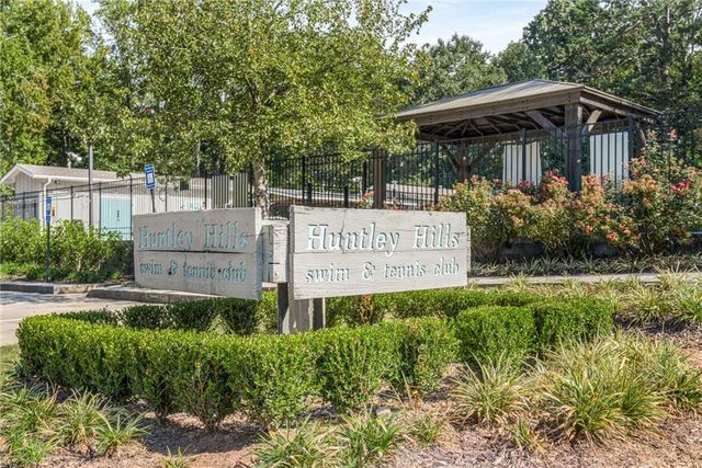 2019 Ellwyn Drive, Atlanta, GA 30341