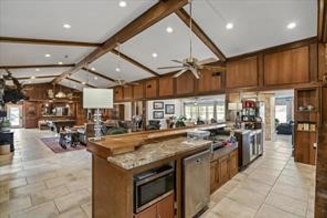 1100 Vz County Road 3419, Wills Point, TX 75169