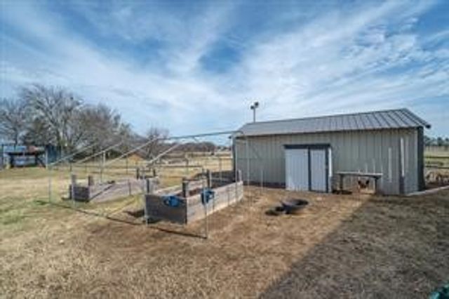 1100 Vz County Road 3419, Wills Point, TX 75169