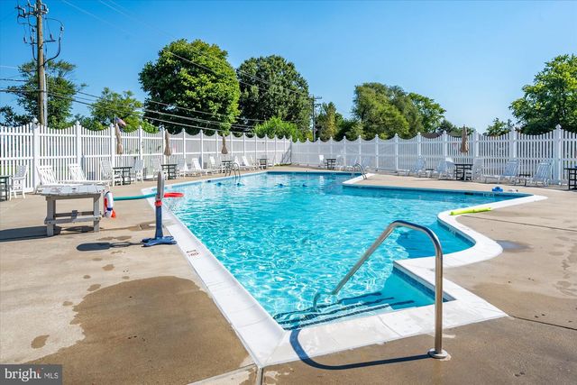 722 HICKMAN DR, Ocean View, DE 19970
