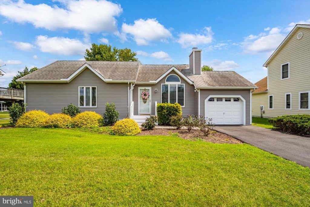 722 HICKMAN DR, Ocean View, DE 19970