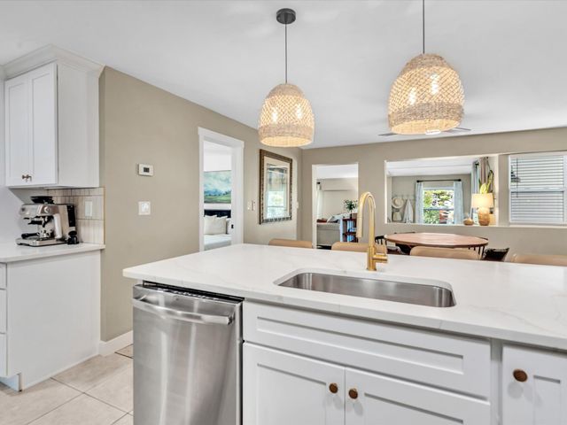 2192 Bonnie Drive, West Palm Beach, FL 33415